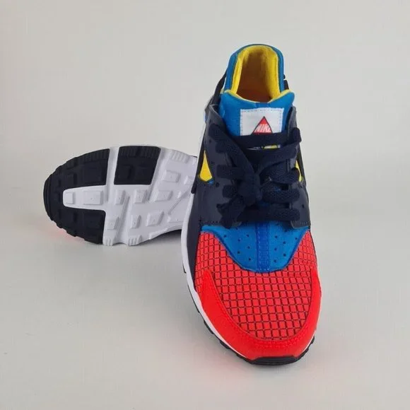 Nike Huarache Run Now Shoes Athletic Bright Crimson - Picture 11 of 12